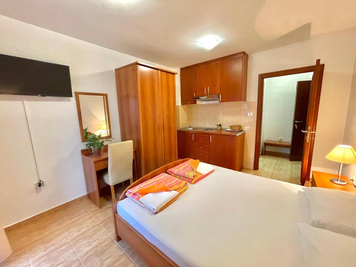 Apartments Boreta Becici Будва Экстерьер фото