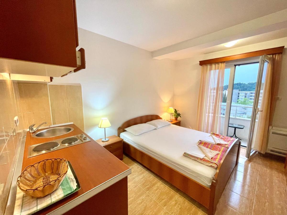 Apartments Boreta Becici Будва Экстерьер фото