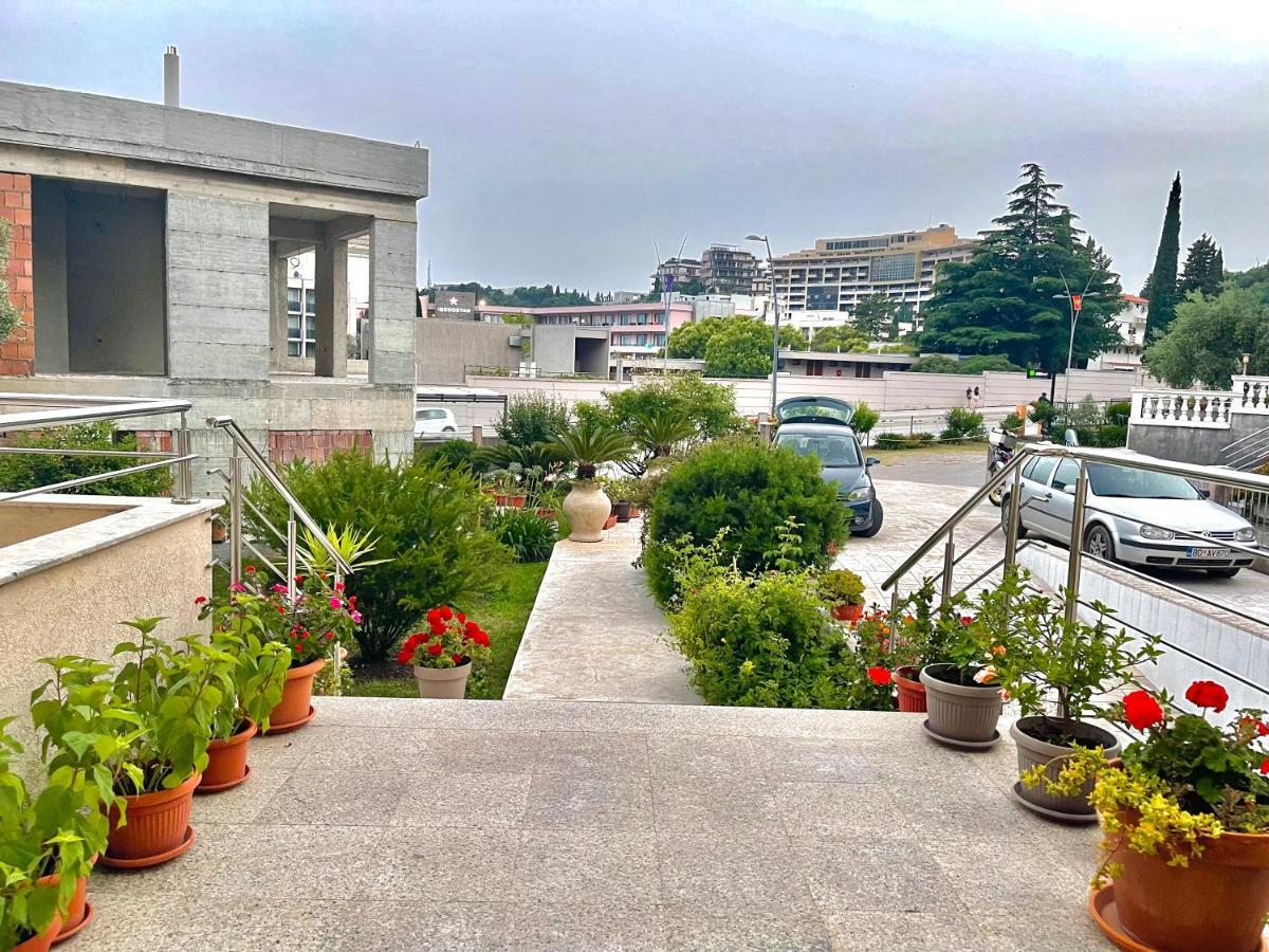 Apartments Boreta Becici Будва Экстерьер фото