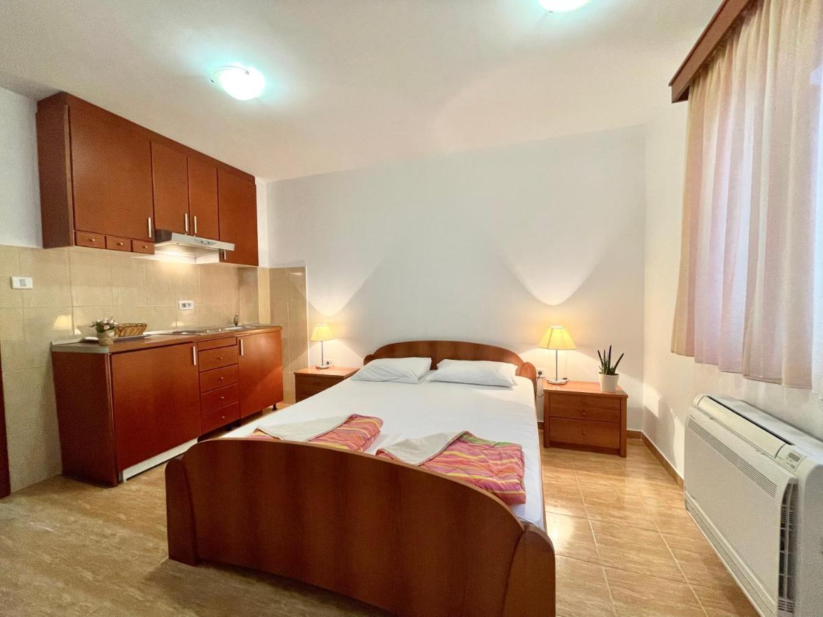 Apartments Boreta Becici Будва Экстерьер фото