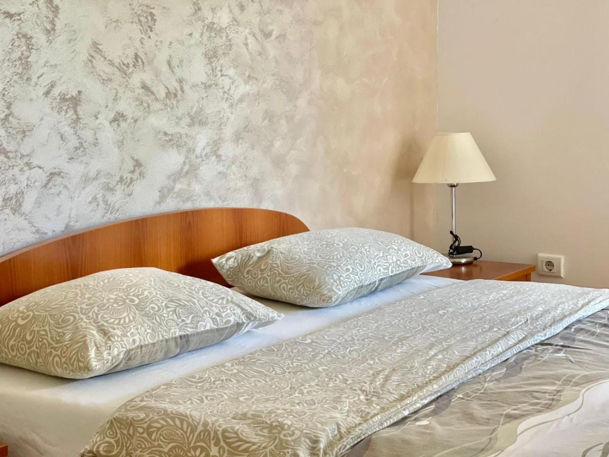 Apartments Boreta Becici Будва Экстерьер фото